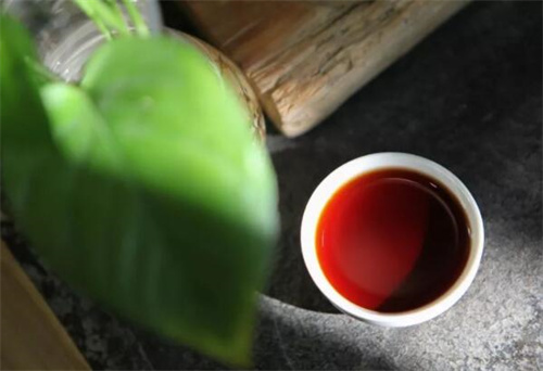 蜂蜜普洱茶有(yǒu)什么功效作用(yòng)吗「蛋茶加蜂蜜功效」