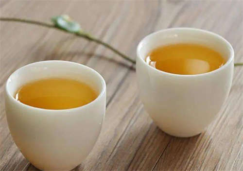 一位茶艺师的心路历程和技艺分(fēn)享,品茶品不尽的人生百味