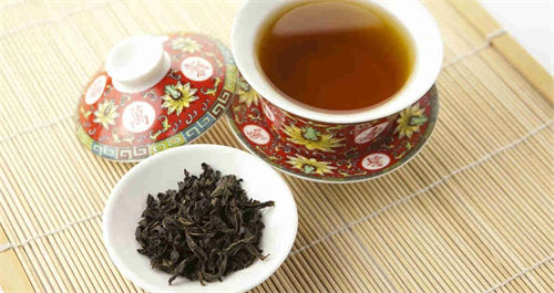 大红袍与小(xiǎo)种两种茶叶的區(qū)别与品鉴方法